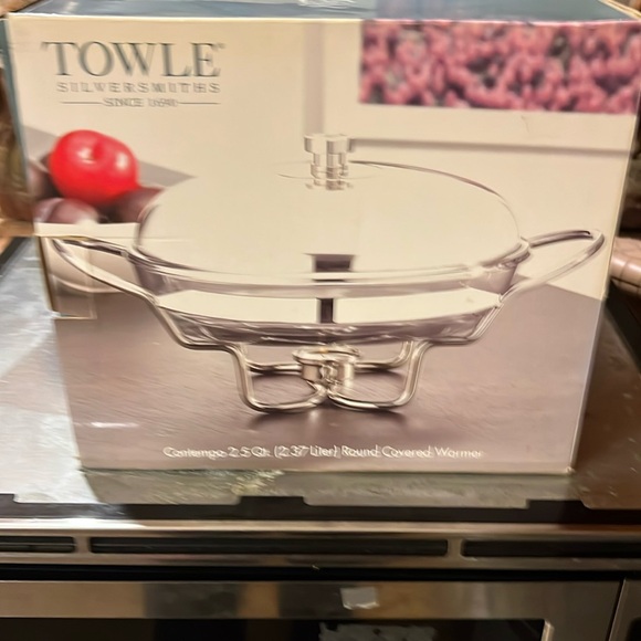 COPY - NEW AND BOXED CON-TEMPO 2.5 QT ROUND COVERED WARMER ! - Picture 1 of 8
